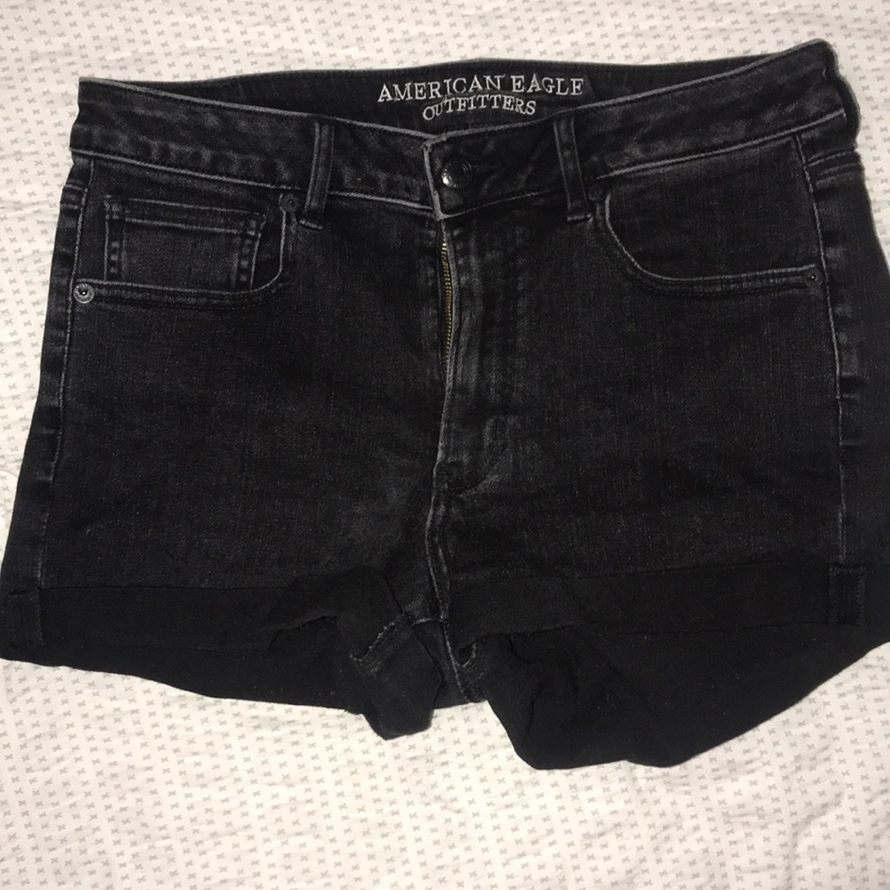 American eagle highwaisted shorts